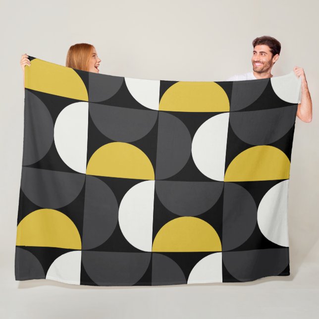 Mittelalterliche Moderne Turmerie und Gunmetall gr Fleecedecke (Beispiel)