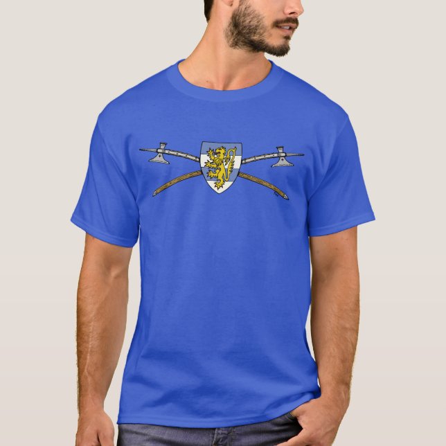 Mittelalterliche Poleaxe und Schild T-Shirt (Vorderseite)