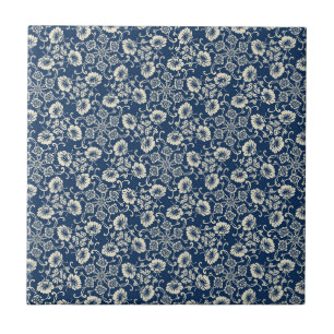 Mittelalterliches Blumendesign Fliese