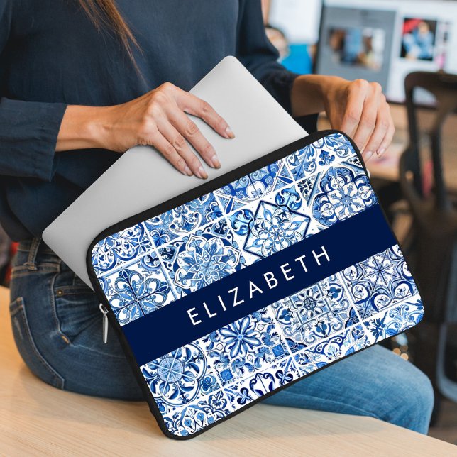 Mittelmeer-Fliesen, Portugal, Azulejo, Ihr Name Laptopschutzhülle (Von Creator hochgeladen)