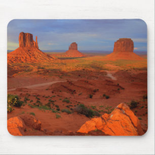 Mittens, Monument Valley, AZ Mousepad