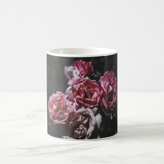 Mitternachtsgarten, dunkle Blumen, Tasse (Mittel)
