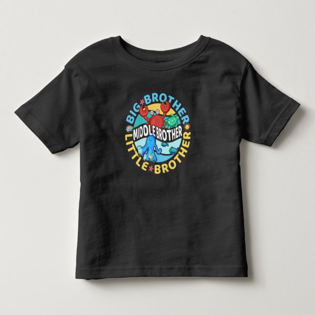Mittlerer Bruder ist ein Groß und Kleiner Bruder Kleinkind T-shirt (Vorderseite)