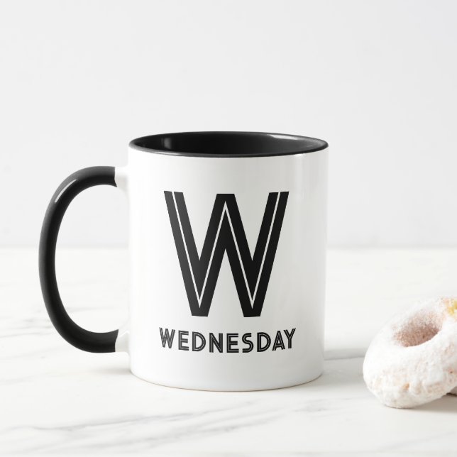 Mittwoch W Monogramm Schwarzweiß Combo Custom Tasse (Mit Donut)