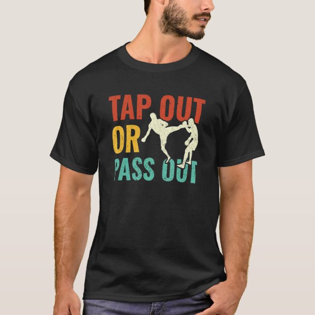 MIXED MARTIAL ARTS-Käfig-Kämpfer gestochen oder au T-Shirt (Vorderseite)