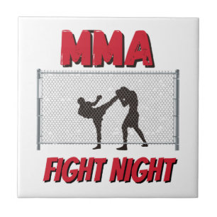 MMA Fight Night Text und Silhouette von zwei Kämpf Fliese
