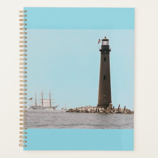 Mobile Bay Meets the Breeze: Sand Island’s Light (Devant)