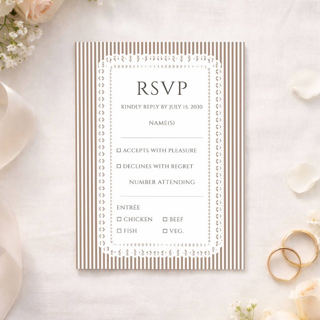 Mocha Brown Stripe Lace Doily Wedding RSVP Begleitkarte (Von Creator hochgeladen)