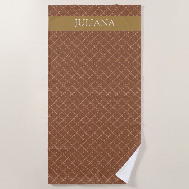 Mocha Gold Quatrefoil Personalisiert Strandtuch (Vorderseite)