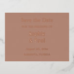 Mocha Save the Date Foil Einladung Postkarte<br><div class="desc">Mocha Save the Date Foil Einladung Postcard, personalisieren Sie bitte die Vorder- und Rückseite der Postkarte mit der Online-Personalisierungsvorlage vor der Bestellung. Auf der Vorderseite der Postkarte befindet sich ein echter metallischer Folientext auf einem mochafarbenen Hintergrund, während auf der Rückseite der Postkarte schwarze Tinte auf weißem Hintergrund zu sehen ist....</div>