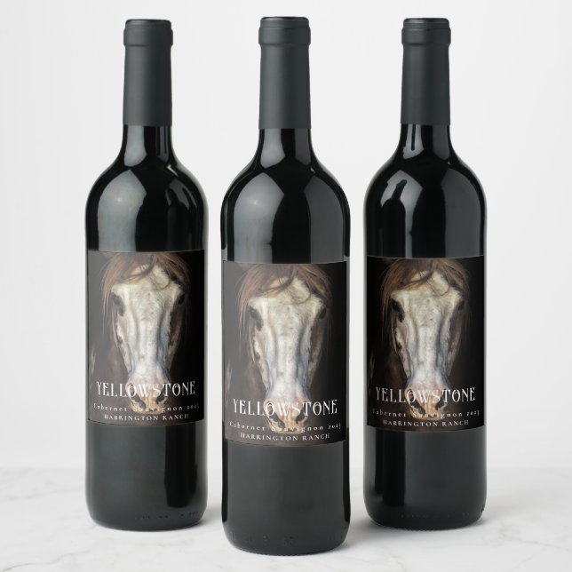 Mockup Cheval sauvage Western Étiquettes de vin pe (Bouteilles)