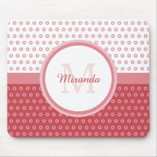 Mod Pink und Weiß Polka Dots Monogramm mit Name Mousepad