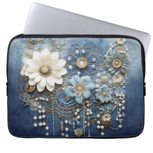 Mode-Schmuck auf blauem Denim Laptopschutzhülle