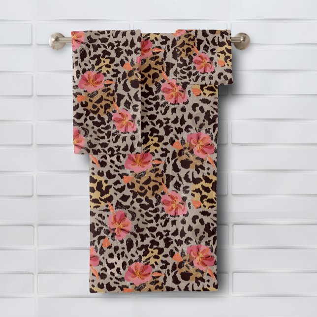 Modèle de fleurs de Poster de animal léopard (Leopard Animal Print Floral Pattern Bath Towel Set (white on reverse), buy pieces separately, too)