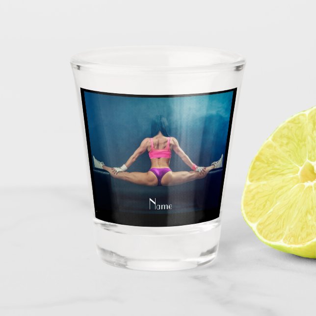 Modell der Fitness Split Thunder_Cove  Schnapsglas (Vorderseite)
