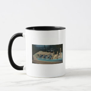 Modell einer Brücke über dem Rhein Tasse