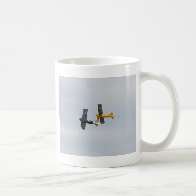 Modelle des Fokker-D.VII im Flug Kaffeetasse (Rechts)