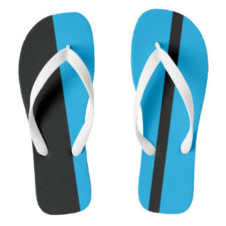 Moderate, hellblaue, stilisierte vertikale Bands Flip Flops