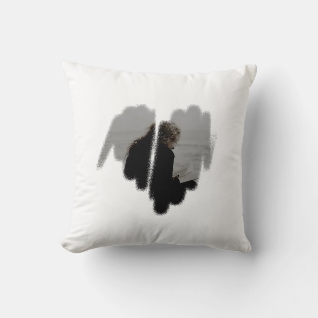 Moderater Graffiti-bespritzter Herzrahmen Kissen (Vorderseite)