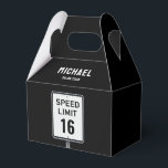 Modern 16th Birthday Speed Limit Sign Geschenkschachtel<br><div class="desc">Modern, bold birthday party theme featuring a black-and-white speed-limit road sign design. Perfect for a 16th birthday or any milestone age. Fully customizable with your event details and age. A stylish, contemporary choice for teen celebrations with a cool, grown-up feel. Please check the matching collection for COORDINATING ITEMS. Original artworks...</div>
