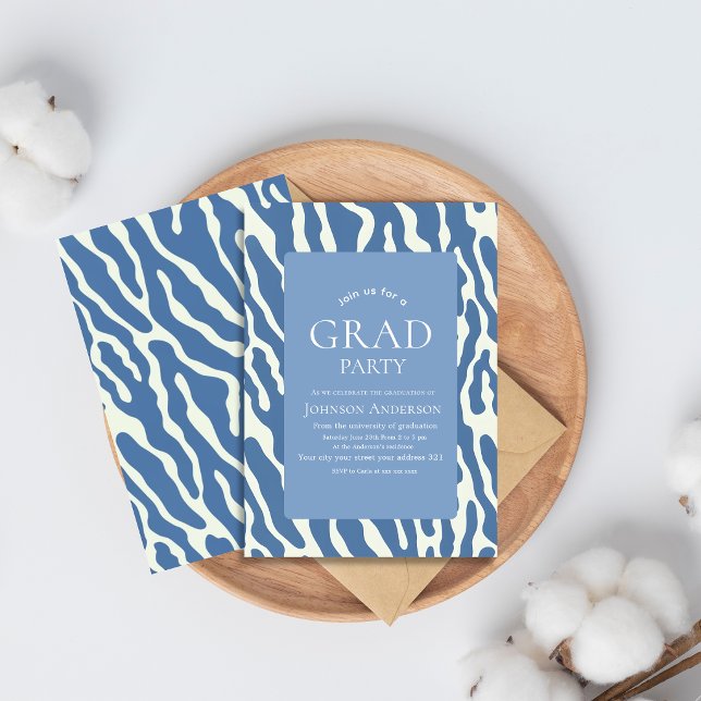 Modern abstract Blue & Cream Pattern graduation Einladung (Von Creator hochgeladen)