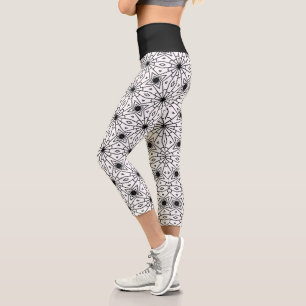 Modern abstrakt in Schwarz und Weiß Capri Leggings
