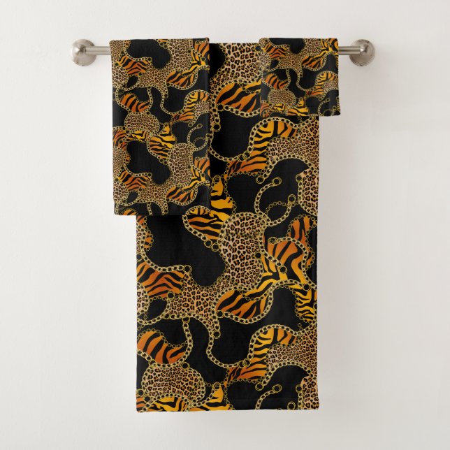 Modern Baroque Glam Animal Print With Chains Badhandtuch Set (Insitu)