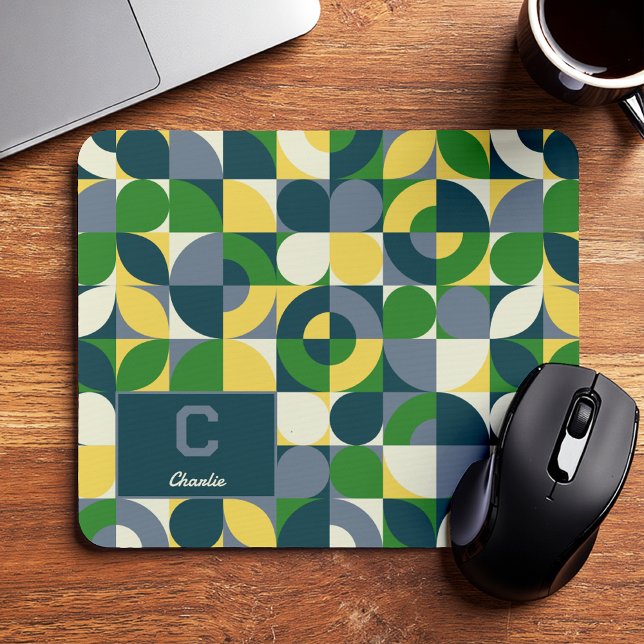 Modern Bauhaus Abstract Geometric Monogram Pattern Mousepad (Von Creator hochgeladen)