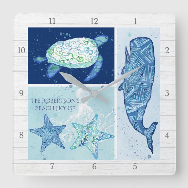 Modern Beach House Family Whale Turtle Octopus Art Quadratische Wanduhr (Vorderseite)