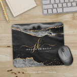 Modern Black Agate Gold Glitzer Script Monogram Mousepad<br><div class="desc">Modernes,  elegantes Mauspad mit schwarzem Age und Marmor und Imitaten Goldakzente personalisiert mit handgeschriebenen Schriftzeichen Monogramm Initialen und Namen. Kontaktieren Sie den Designer über den Zazzle Chat oder makeitaboutyoustore@gmail.com ,  wenn Sie dieses Design modifizieren möchten,  ein anderes Produkt erwerben möchten oder gerne Artikel koordinieren möchten.</div>