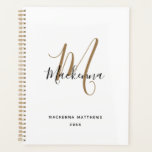 Modern Black Gold Monogram Initial Script Name Planer<br><div class="desc">Modern Black Gold Monogram Initial Script Name Planner . Personalisieren Sie dieses elegante mit Monogramm Notizbuch-Design mit Ihrem Namen und Monogramm Initial in einer schicken,  trendigen und gürteligen Schrift Typografie. Perfektes Geschenk für sie.</div>