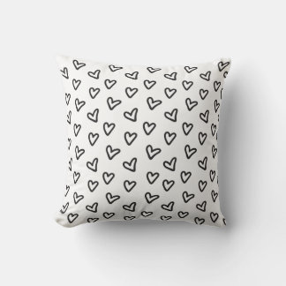 Modern Black Heart Throw Kissen