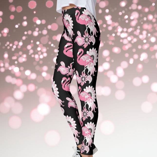 Modern Black Paisley Pink Flamingo Leggings (Von Creator hochgeladen)