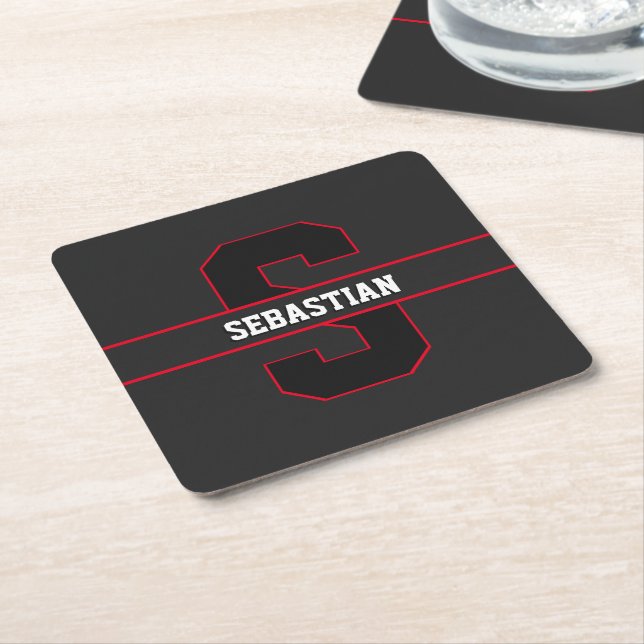 Modern Black Red White Personalisiert Monogram Rechteckiger Pappuntersetzer (angewinkelt)