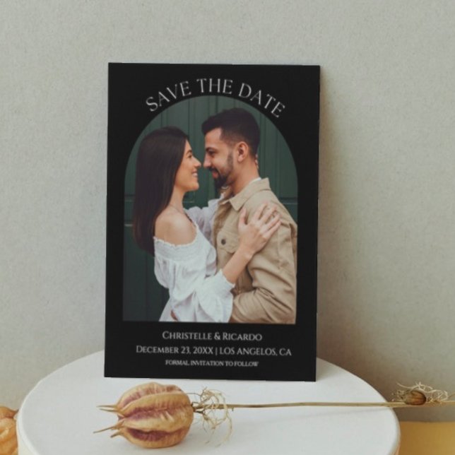 Modern Black Wedding Monogram Save the Date (Von Creator hochgeladen)