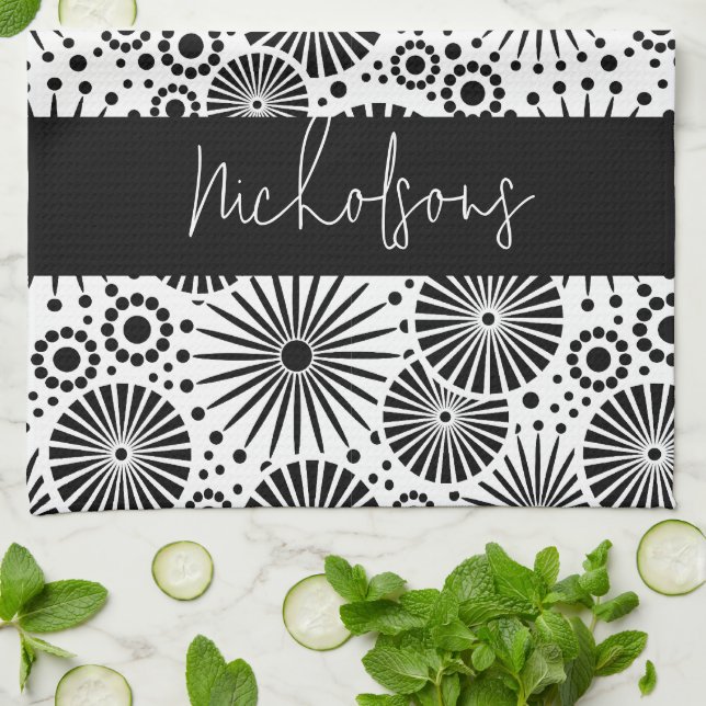 Modern black white geometric starburst Name  Geschirrtuch (Gefaltet)