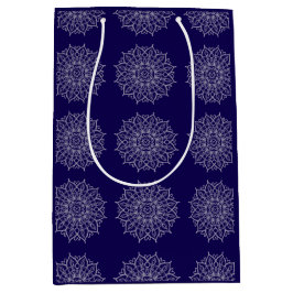 Modern Blue Indigo Mandala Boho Decoupage Geschenk Mittlere Geschenktüte