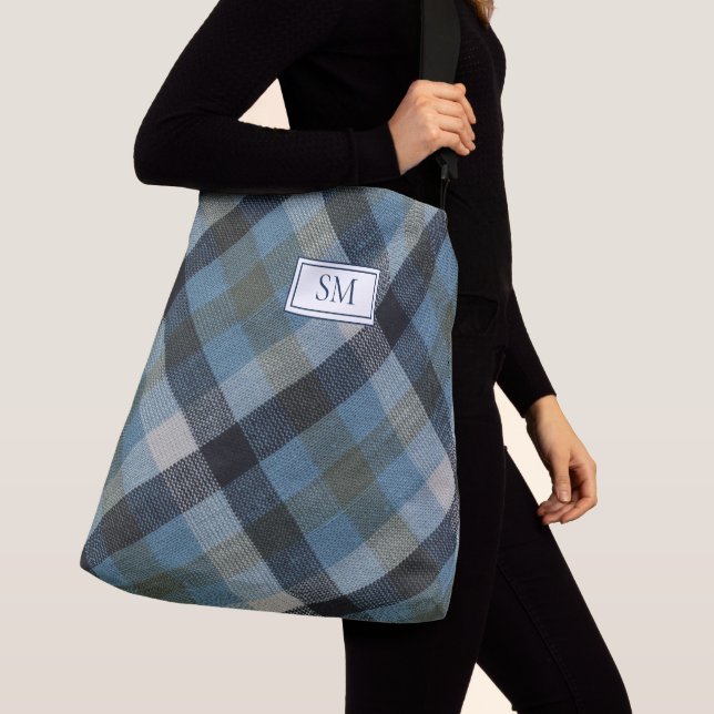Modern Blue Kariertes Personalisiertes Monogramm Tragetaschen Mit Langen Trägern (Von Nahem)