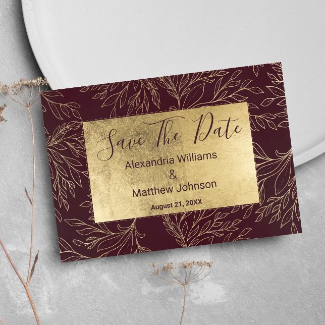 Modern blühende goldene Bordeaux Save the Date (Chic burgundy gold modern floral Save The Date)
