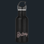 Modern Blush Dusty Pink Monogram und Name Edelstahlflasche<br><div class="desc">Die moderne Blush Dusty Pink Monogram und Name Stainless Steel Water Bottle verbindet Eleganz und Praxisnähe. Diese Wasserflasche ist in einem schlichten, staubigen rosa Design gestaltet und kann mit einem Monogramm und einem Namen personalisiert werden, was sie zu einem schicken Accessoire für den bleibe von Hydrid macht. Aus hochwertigem Edelstahl...</div>