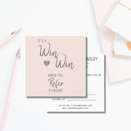 Modern Blush White Win Refer a Friends Empfehlungskarte