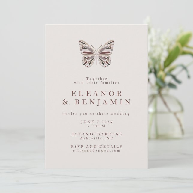 Modern Boho Butterfly Burgundy Taupe Wedding Einladung (Stehend Vorderseite)