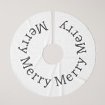 Modern Boho Christmas Merry Tree Skirt Polyester Weihnachtsbaumdecke<br><div class="desc">Feiern Sie die Urlaubssaison mit diesem modernen boho Weihnachten fröhlichen Baum-Rock. Die einzigartige und bearbeitbare Schrift verleiht dem Design eine schicke und dennoch elegante Touch. Das schlichte Schwarz-Weiß-Design besticht durch ein klassisches und skurriles Ambiente, das sich perfekt für die Wintersaison eignet. Der minimale böhmische festliche Designer-Schriftart verleiht Kreativität und Charme,...</div>
