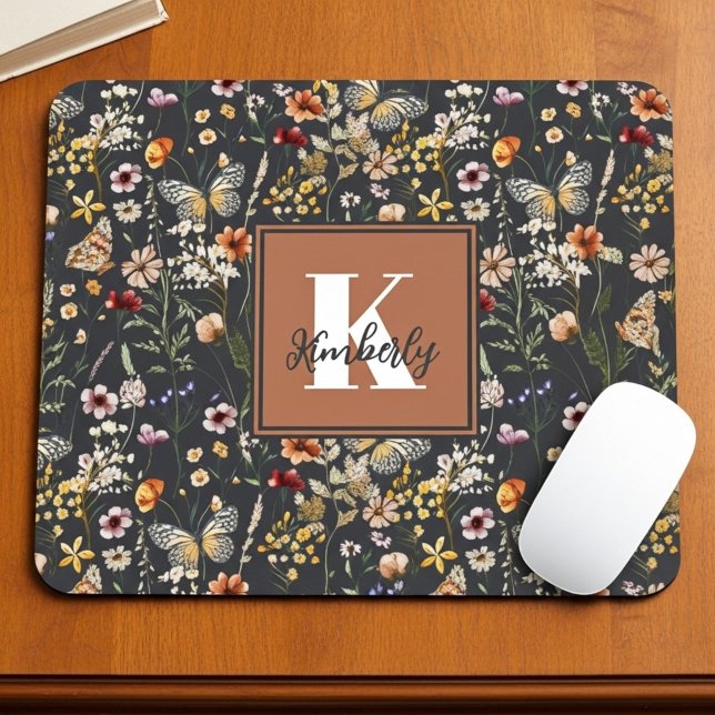 Modern Boho Floral Monogram Name Mousepad (Von Creator hochgeladen)