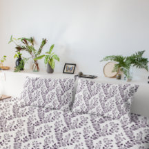 Modern Boho Floral Pattern Plum White