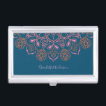 Modern Boho Mandala Medallion Aquamariner Name Visitenkarten Dose<br><div class="desc">Modernes Drehbuch auf einem klassischen Mandala-Motiv in Rosa und Orange auf dunklem aquamarinem Hintergrund,  personalisiert mit Ihrem Namen.</div>