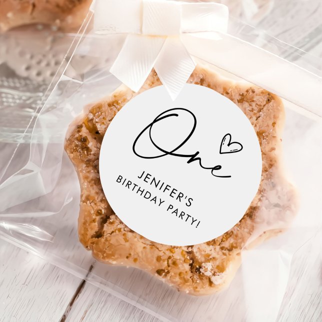 Modern Boho One Heart First Birthday Runder Aufkleber (Von Creator hochgeladen)