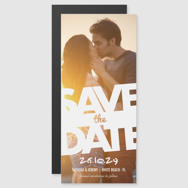 Modern Bold Tilt Save the Date Foto Magnet Card (Vorne/Hinten)