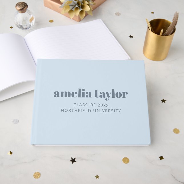 Modern Bold Typography Soft Blue Graduation Custom Gästebuch (Vorderseite Offen)