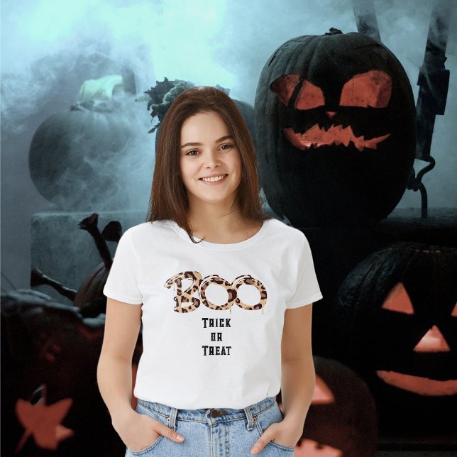 Modern Boo & Trick oder Treat Halloween T-Shirt (Von Creator hochgeladen)